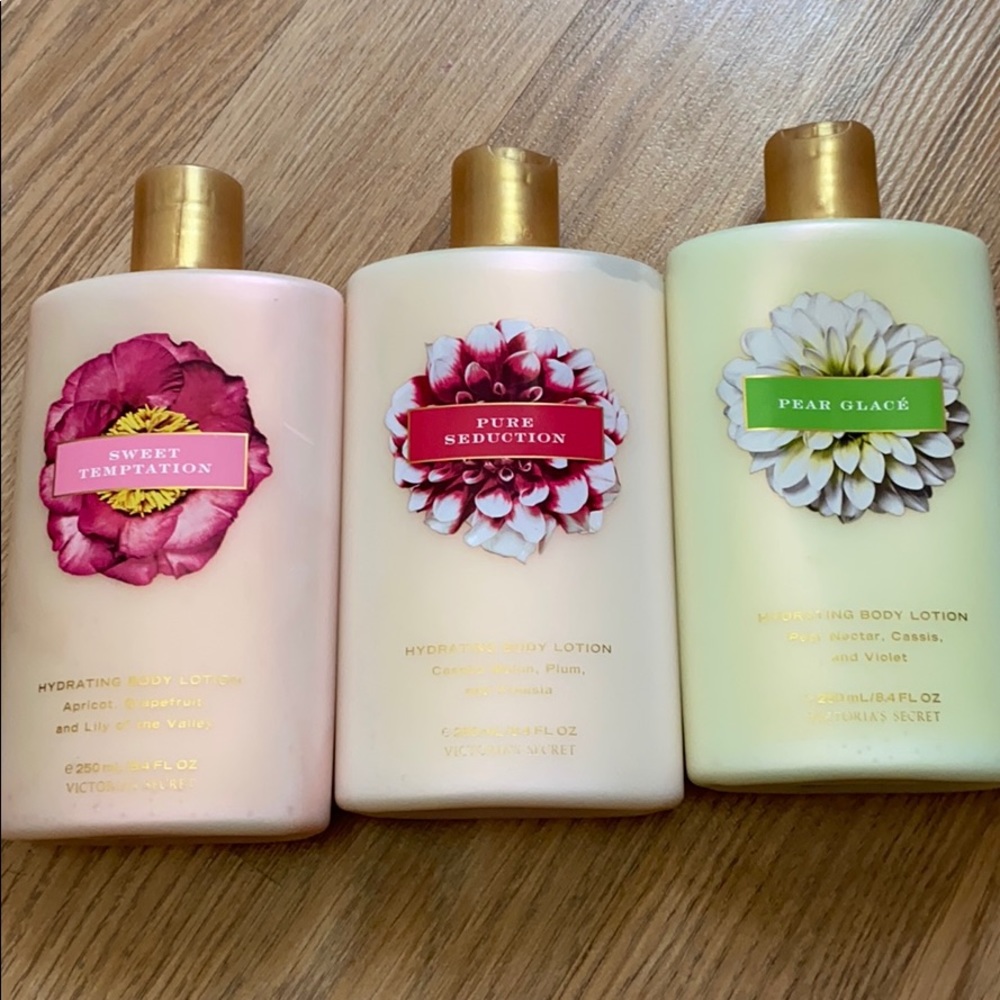 Bundle Victoria Secret Body Lotion Pack of 3